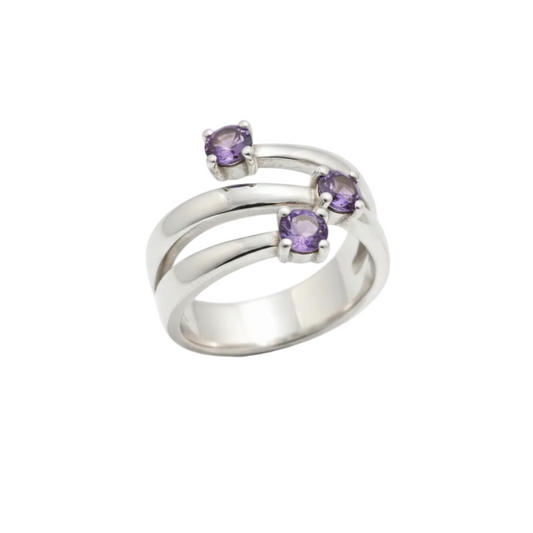 Anello trilogy spirale ametiste più chiare tre quarti