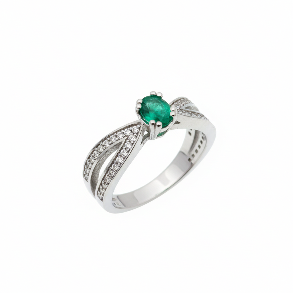 Anello con smeraldo vista tre quarti