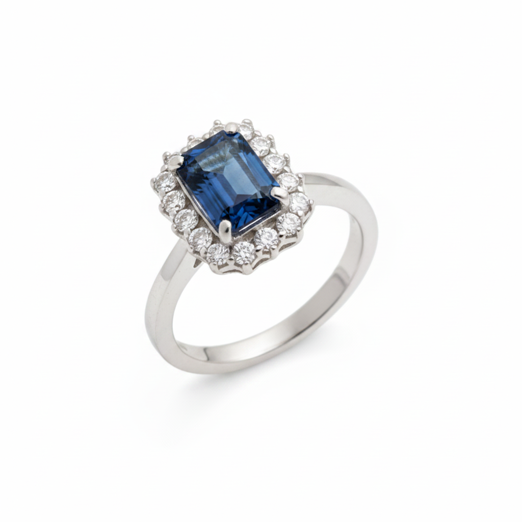 Anello topazio London Blue - vista angolata