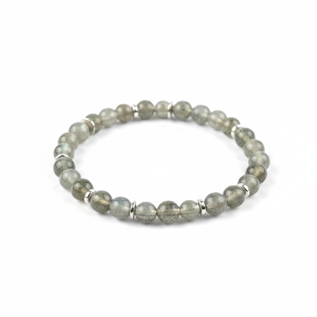 Labradorite sfondo bianco puro senza ombre
