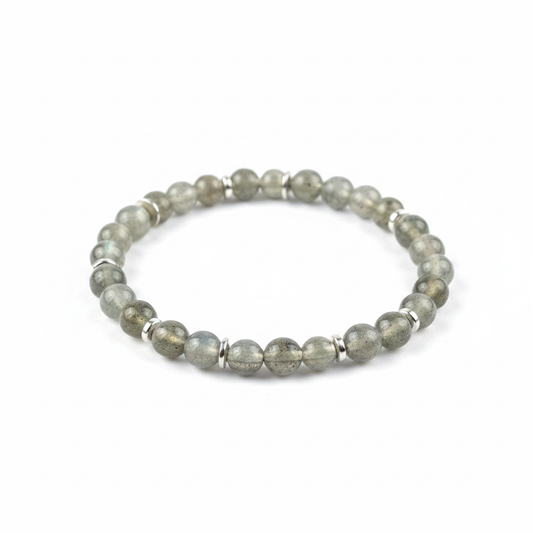 Labradorite sfondo bianco puro senza ombre